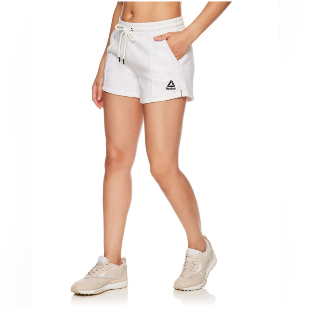 NWT REEBOK EGRET HEATHER White Relaxed Run Fleece Shorts Women’s Size XXL